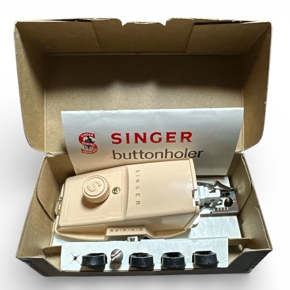 Vintage 1960 Singer Buttonholer Sewing Machine Attachment No. 489500 or 489510 - Picture 7 of 10